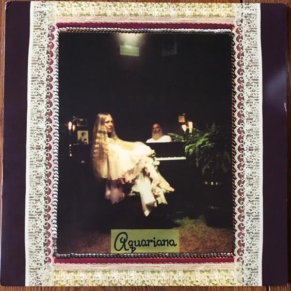 Aquariana Aquarian - Aquariana